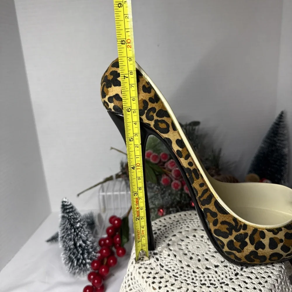 Wild Eye Designs Leopard Print High Heel Stiletto Shoe Wine Holder